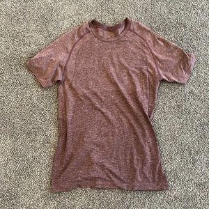 Lululemon athletic short sleeve shirt